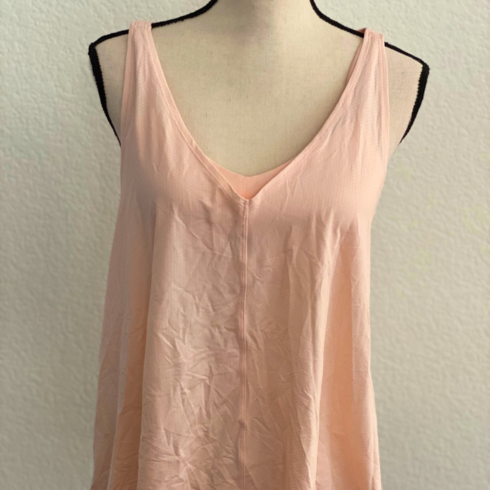 Lululemon pink tank top w/ built in sports bra 4